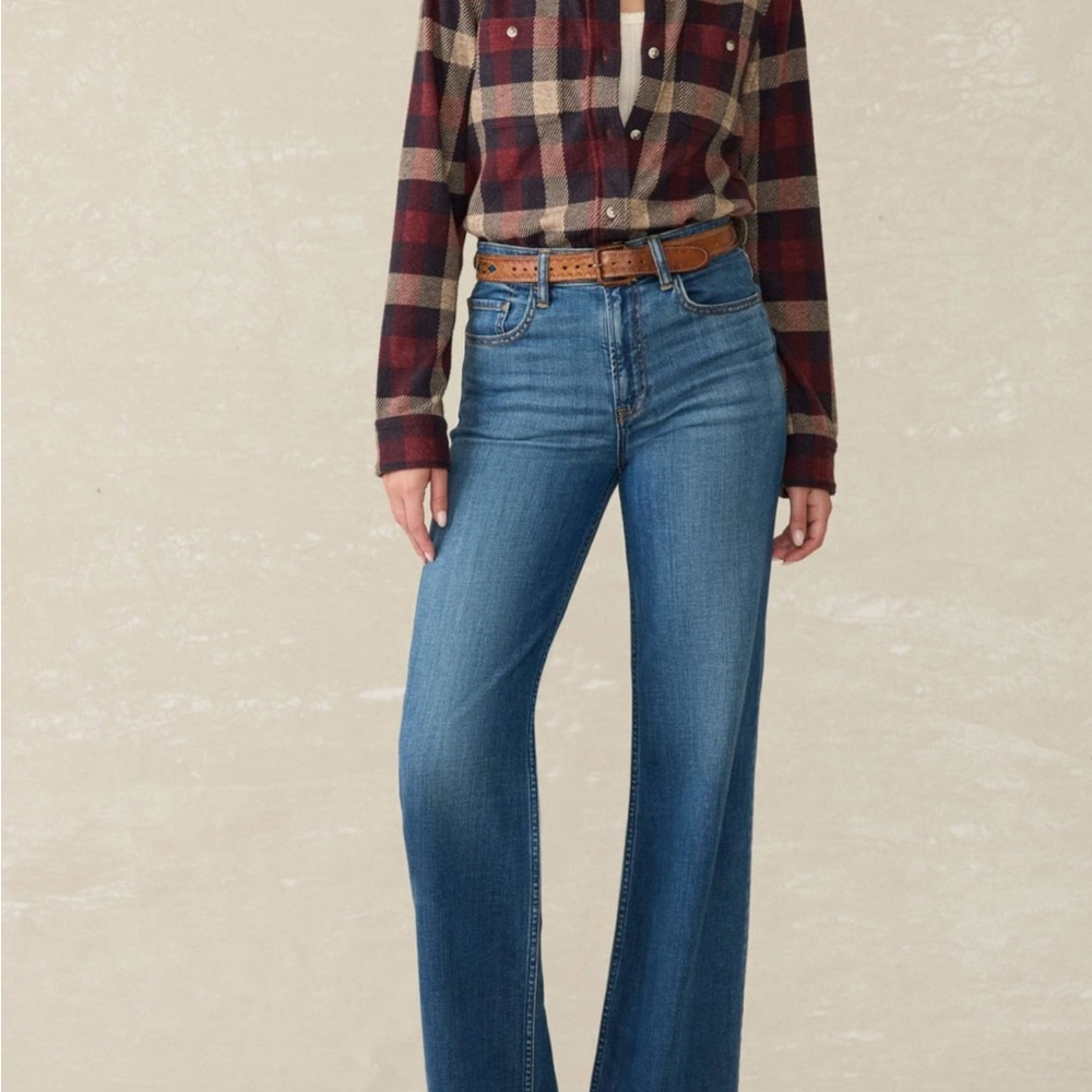 Faherty Burgundy and Cream Plaid Button-Down sweater Shirt - Picture 6 of 11